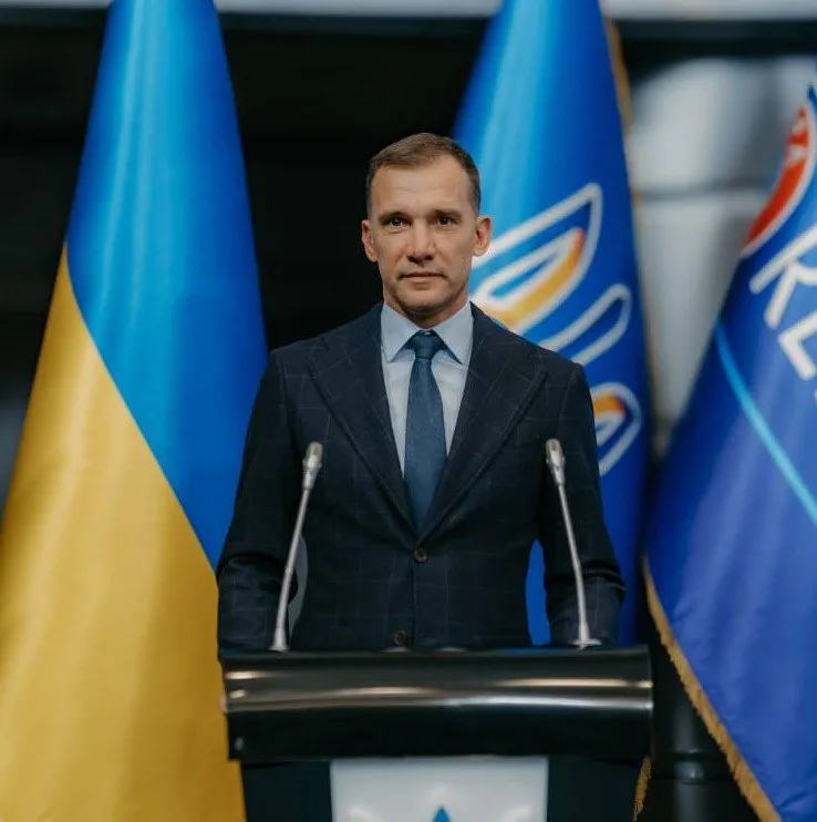 Андрій Шевченко на трибуні Конгресу Української асоціації футболу, 2024 рік